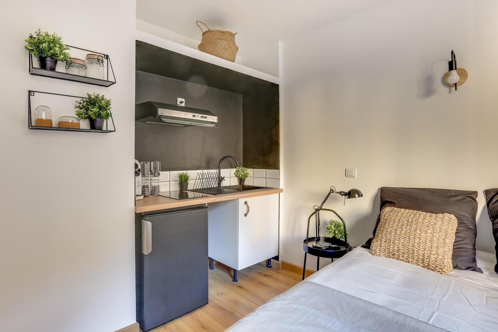 Suites Independantes Toutes Equipees Leopold Ou Carnot Nancy Habitación foto